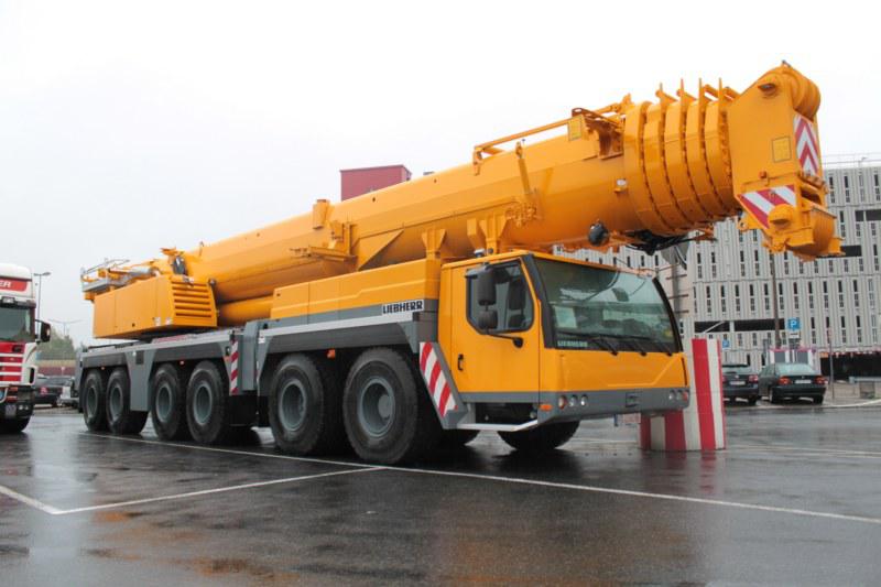 Автомобильный кран liebherr